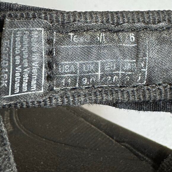 Teva Women's Hurricane IV Sandal Size 11 Strappy Adjustable Sport Outdoor Black - Picture 11 of 11